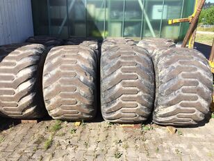 pneu pour matériel forestier Trelleborg 800/40-26,5 T423 Tires with Wheels