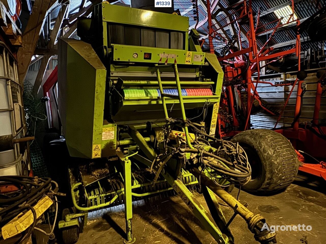 presse à balles rondes Claas Variant 180 rotofeed