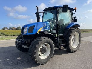 tracteur à roues New Holland TS100A